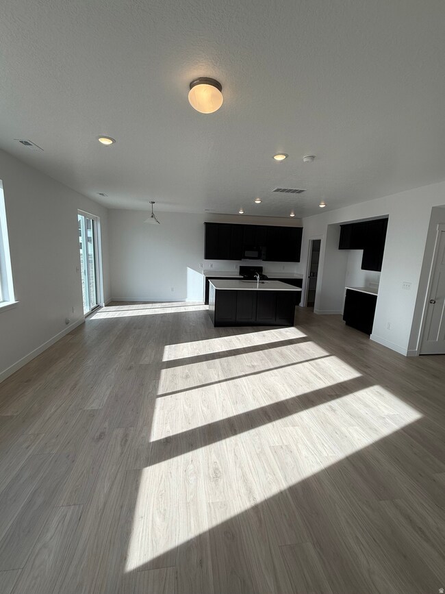 3807 W 1760 S unit 207, Taylor, UT 84401 - photo 3