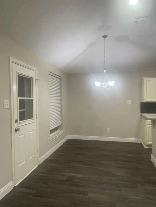 1129 Twin Lakes Dr, Wylie, TX 75098 - photo 3