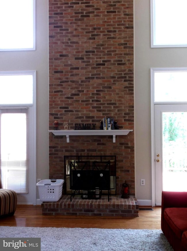 2973 Mother Well Ct, Herndon, VA 20171 - photo 5