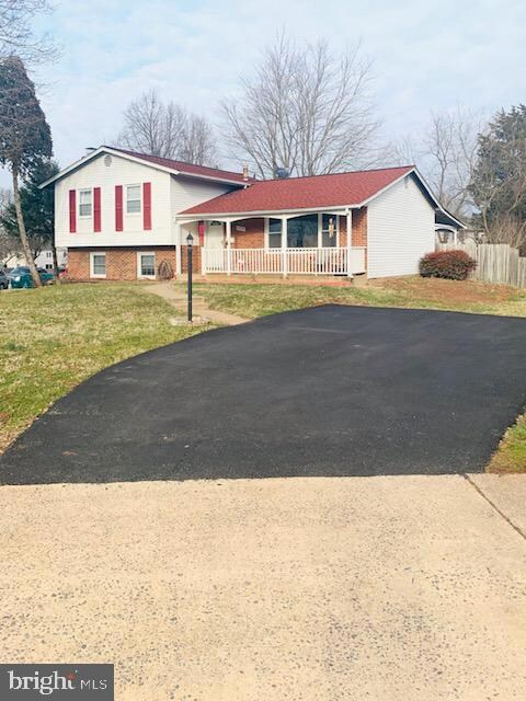 9500 Sudley Manor Dr, Manassas, VA 20109 - photo 2