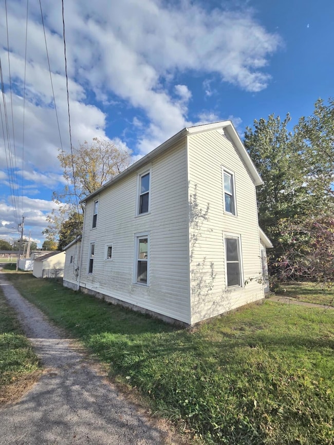 120 N Springhill St, Bellefontaine, OH 43311 - photo 4