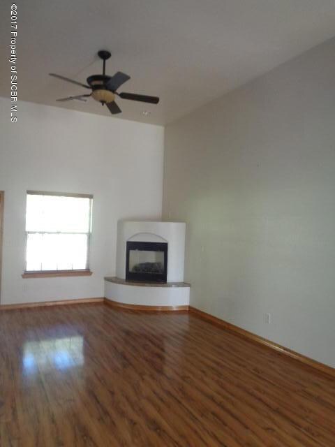 5765 Pinehurst, Farmington, NM 87402 - photo 2