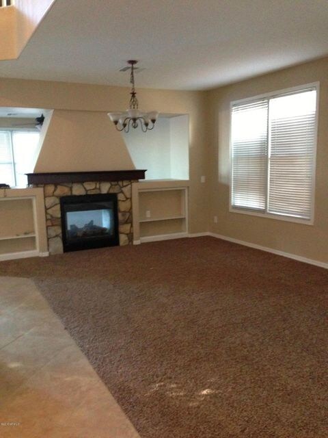 Formal Livingroom & Dinningroom