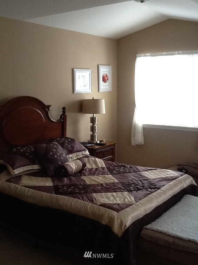 unlisted-address, Everett, WA 98204 - photo 4