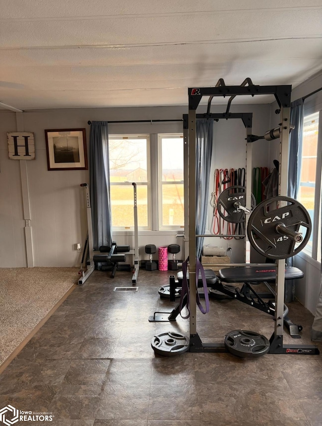 2223 290th St, Oskaloosa, IA 52577 - photo 3