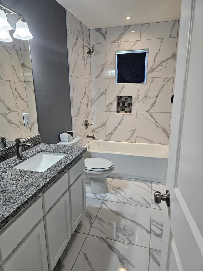 357 Riverhill Loop, Laredo, TX 78046 - photo 5