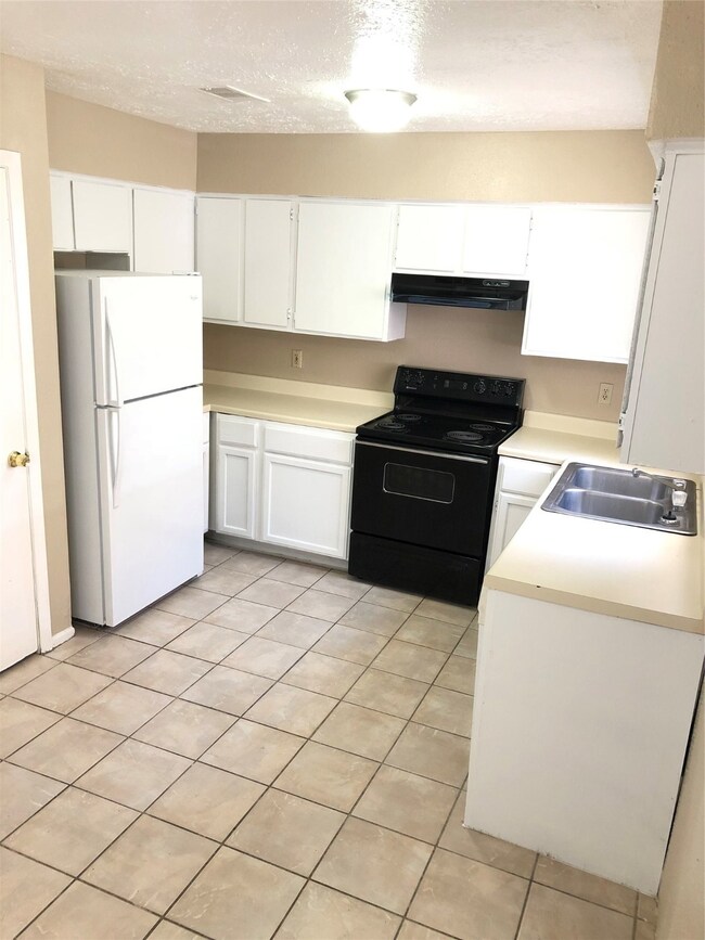 4514 Towergate Dr, Spring, TX 77373 - photo 5