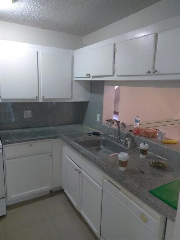 201 Foxtail Dr unit G1, Greenacres, FL 33415 - photo 5