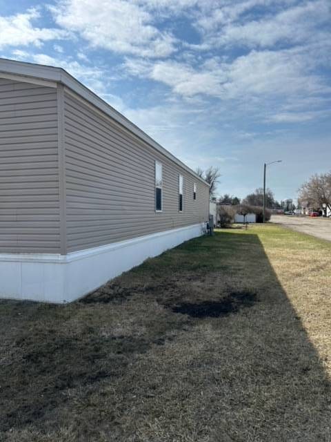911 18th Ave N, Wahpeton, ND 58075 - photo 4