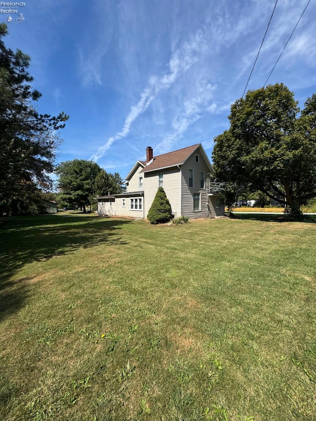 2114 S Main St, Clyde, OH 43410 - photo 3