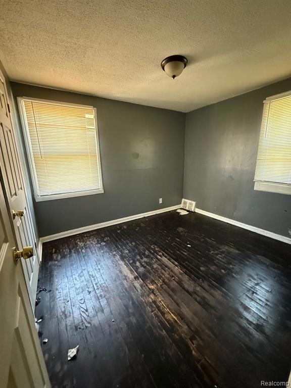 8916 Prevost St, Detroit, MI 48228 - photo 6