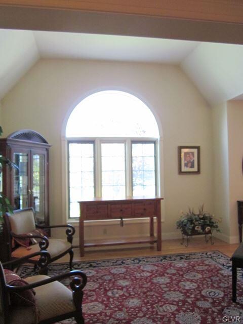 4454 Linda Ln, Emmaus, PA 18049 - photo 3