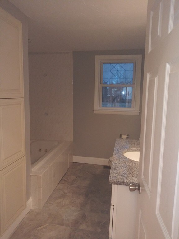 47 West St, Abington, MA 02351 - photo 7
