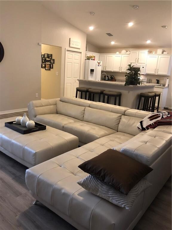 Living room facing toward the kitchen with plenty 