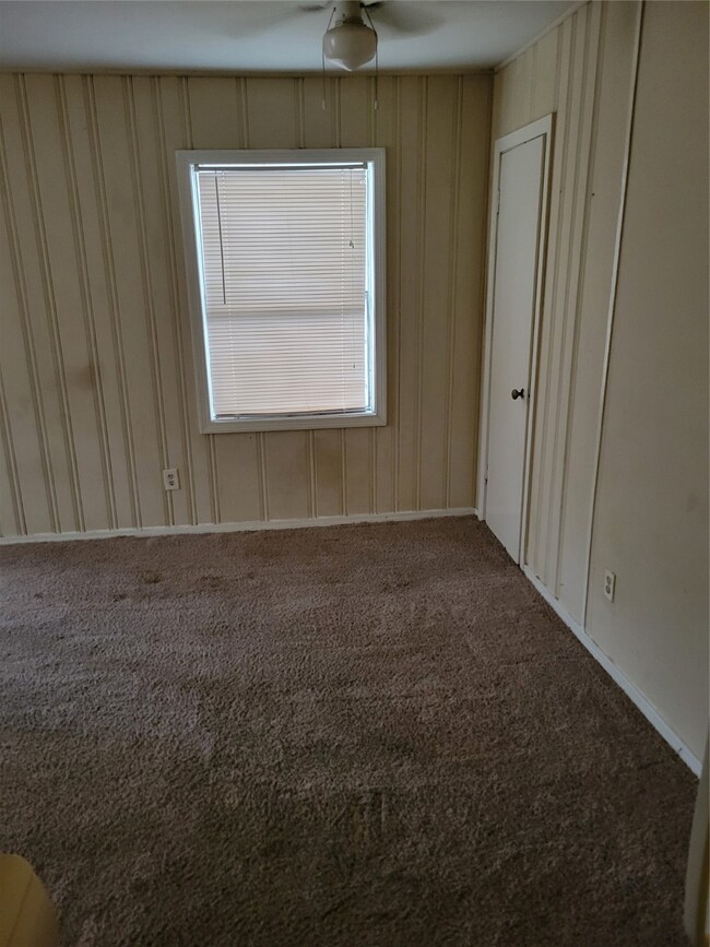 3610 1/2 Crane St unit 3, Houston, TX 77026 - photo 5