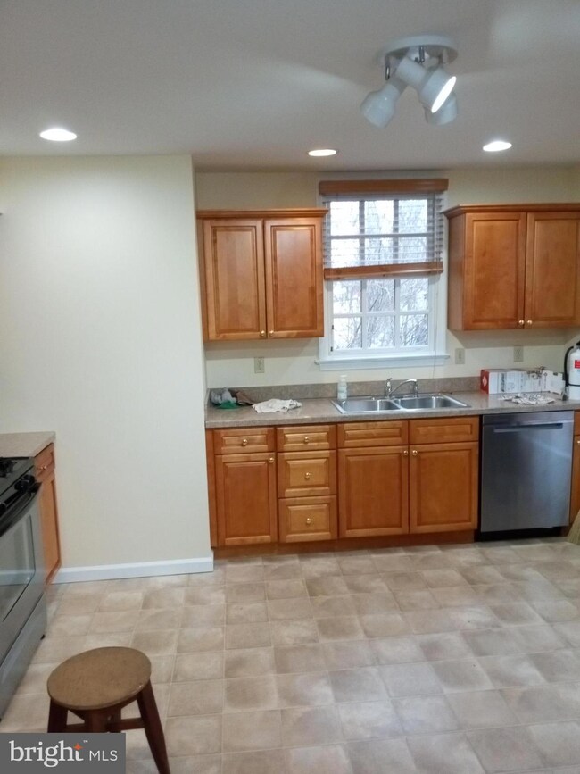 31 Ellis St, Haddonfield, NJ 08033 - photo 6