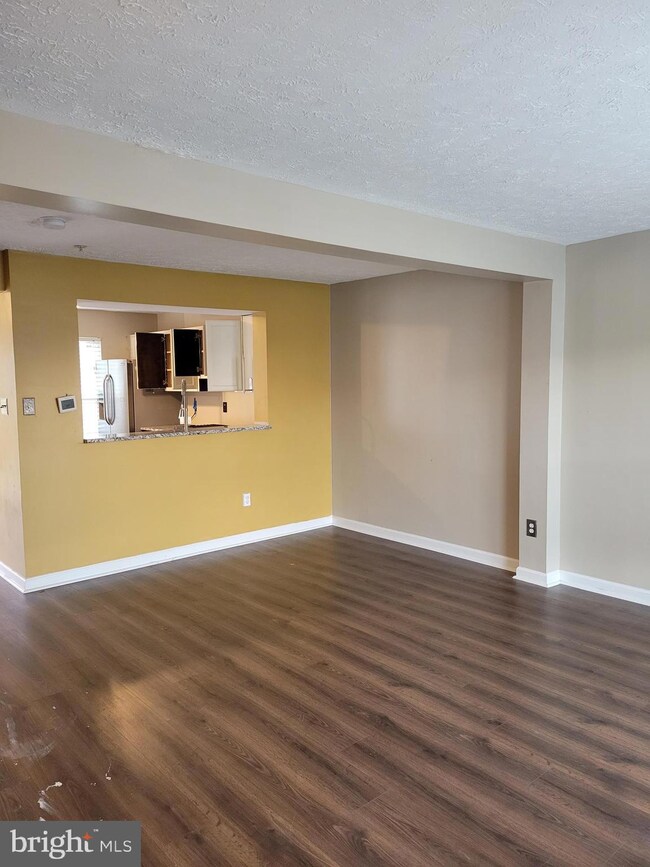 411 Macintosh Cir, Joppa, MD 21085 - photo 3