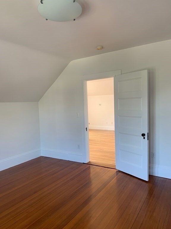 44 Walnut St unit 3, Somerville, MA 02143 - photo 4