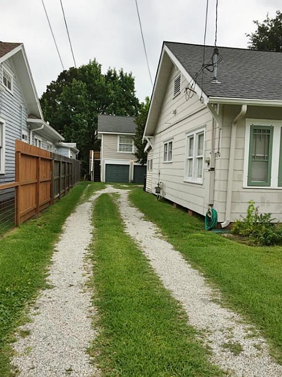 815 Redan St, Houston, TX 77009 - photo 3