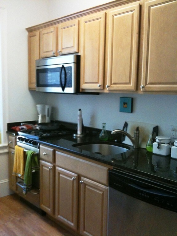 674 Washington St unit 2, Brookline, MA 02446 - photo 7