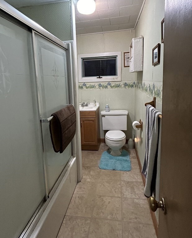 30 Mccarthy Ln, Orange, MA 01364 - photo 7