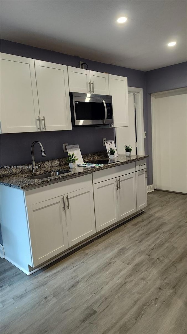 849 W 2nd St unit B, Riviera Beach, FL 33404 - photo 2