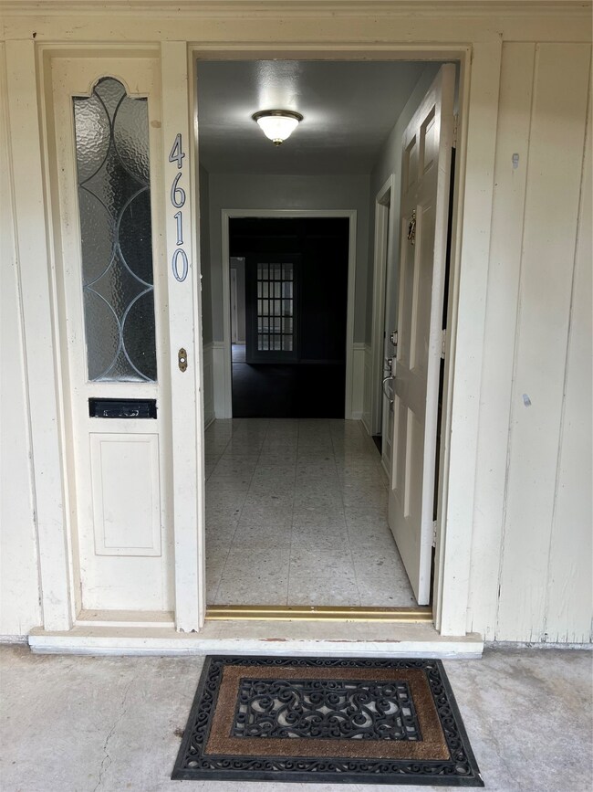 4610 Chantilly Cir, Houston, TX 77018 - photo 3