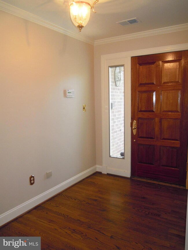 9 Seminary Dr, Lutherville Timonium, MD 21093 - photo 5