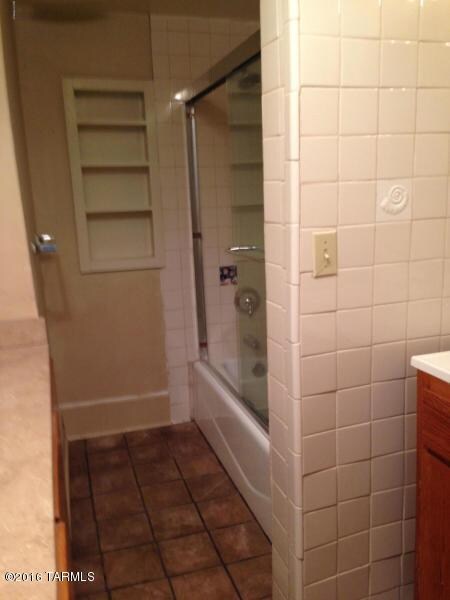 20150808002144302277000000-o