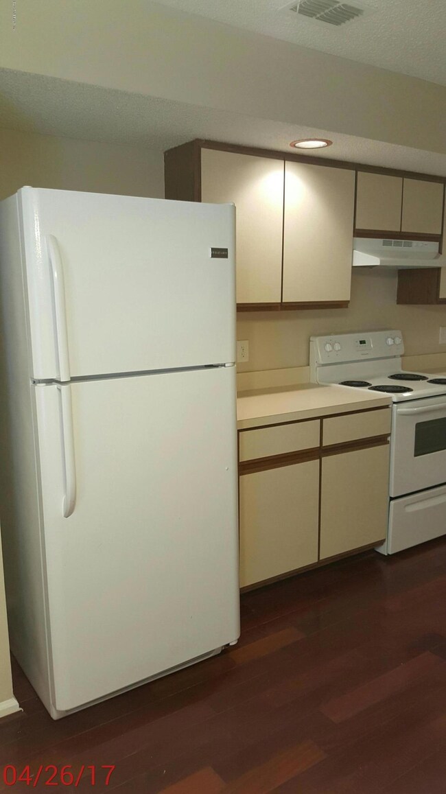 7858 Aquarius Cir S, Jacksonville, FL 32216 - photo 7