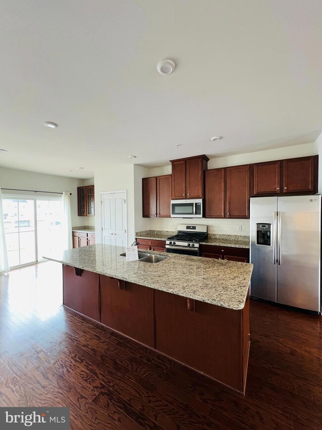 747 Quarry Point Rd, Malvern, PA 19355 - photo 5