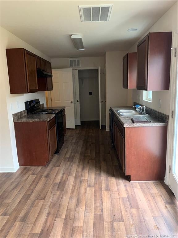 1410 Deal St, Fayetteville, NC 28306 - photo 4