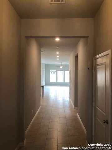 25943 Preserve Peak, San Antonio, TX 78261 - photo 2