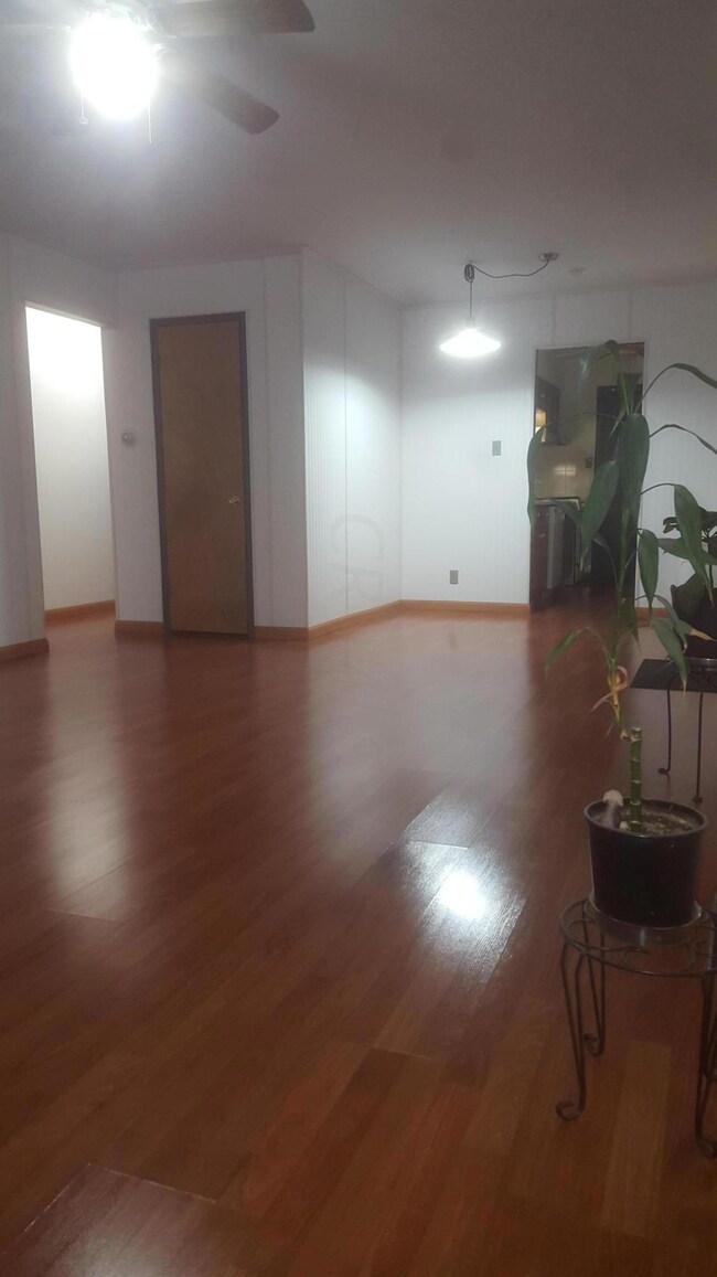 446 Westphal Ave, Columbus, OH 43213 - photo 7