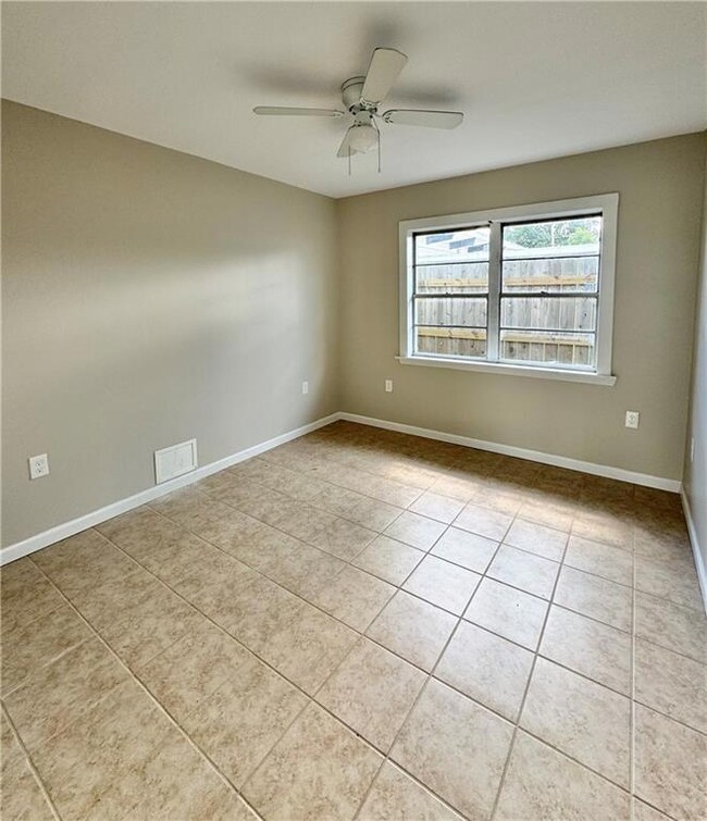 827 3rd St, Norco, LA 70079 - photo 5