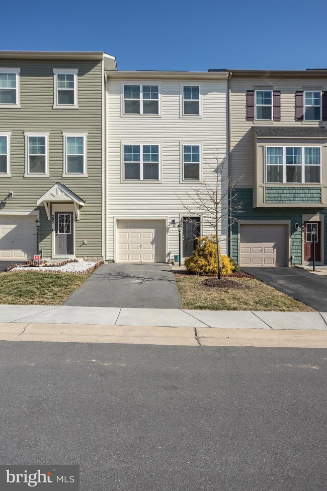 207 Patchwork Dr, Stonewall, VA 22656 - photo 5