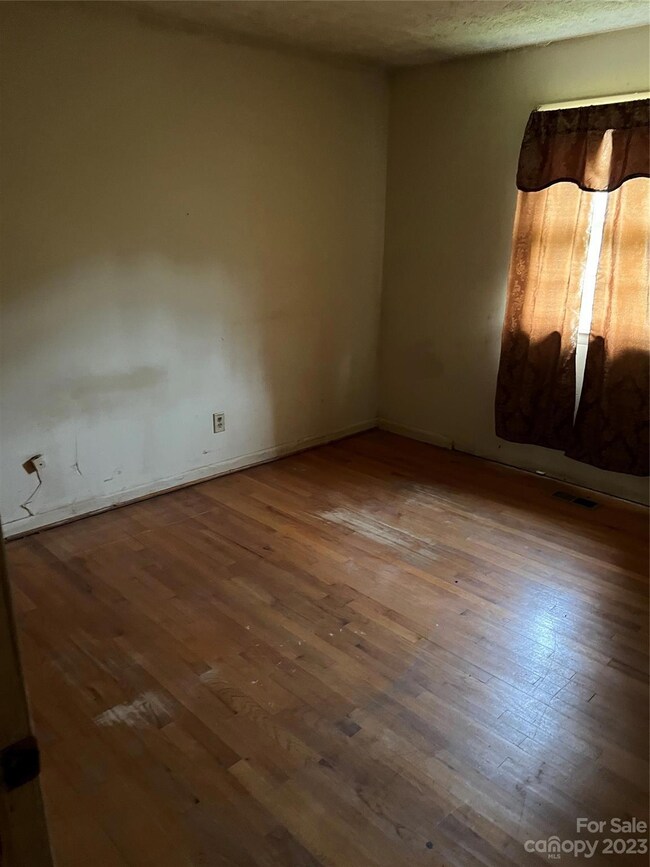 2053 Green Oak Dr, Shelby, NC 28152 - photo 7