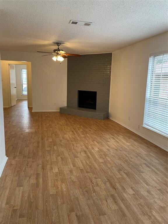 602 Lost Springs Ct unit A, Arlington, TX 76012 - photo 4