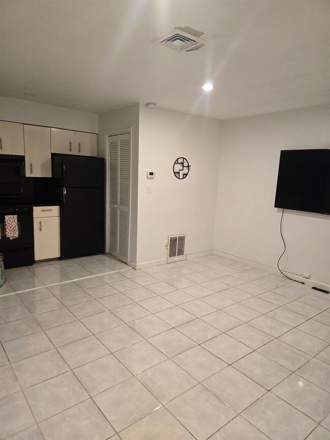 603 55th St unit 312, West New York, NJ 07093 - photo 6