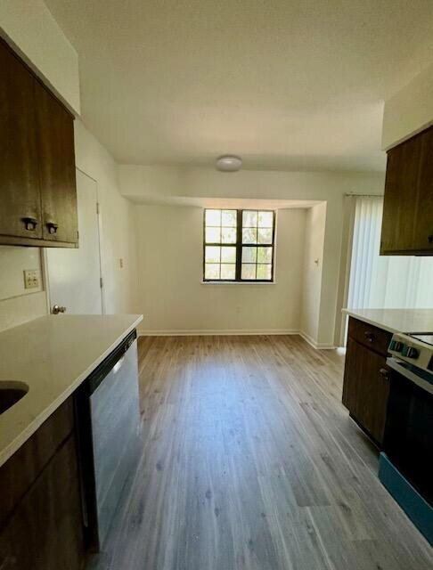 511 Maple Ave, Niceville, FL 32578 - photo 5