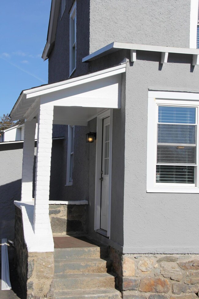 122 River Road Extension unit F, Greenwich, CT 06807 - photo 2