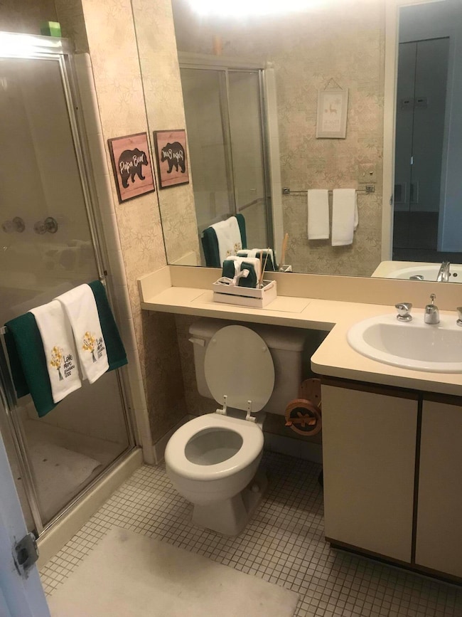 27430 Evergreen Rd unit 36, Lathrup Village, MI 48076 - photo 6