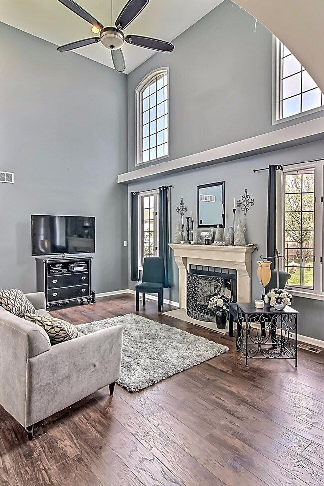 12653 Washington St, Crown Point, IN 46307 - photo 6