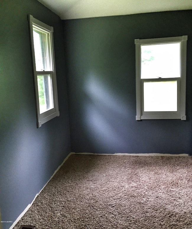 319 Locust St, Marshall, MI 49068 - photo 7