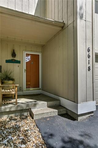 6618 Charles St, Shawnee, KS 66216 - photo 2