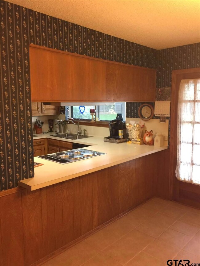 9204 9204 Pleasant Hill, Tyler, TX 75707 - photo 6