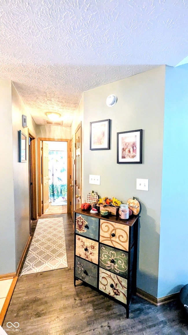 42 Grassyway Ct, Whiteland, IN 46184 - photo 6