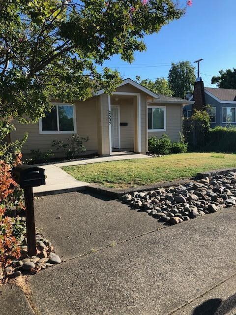 2505 Old Eureka Way, Redding, CA 96001 - photo 2