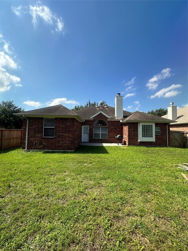 13606 Short Brook Ln, Houston, TX 77041 - photo 5