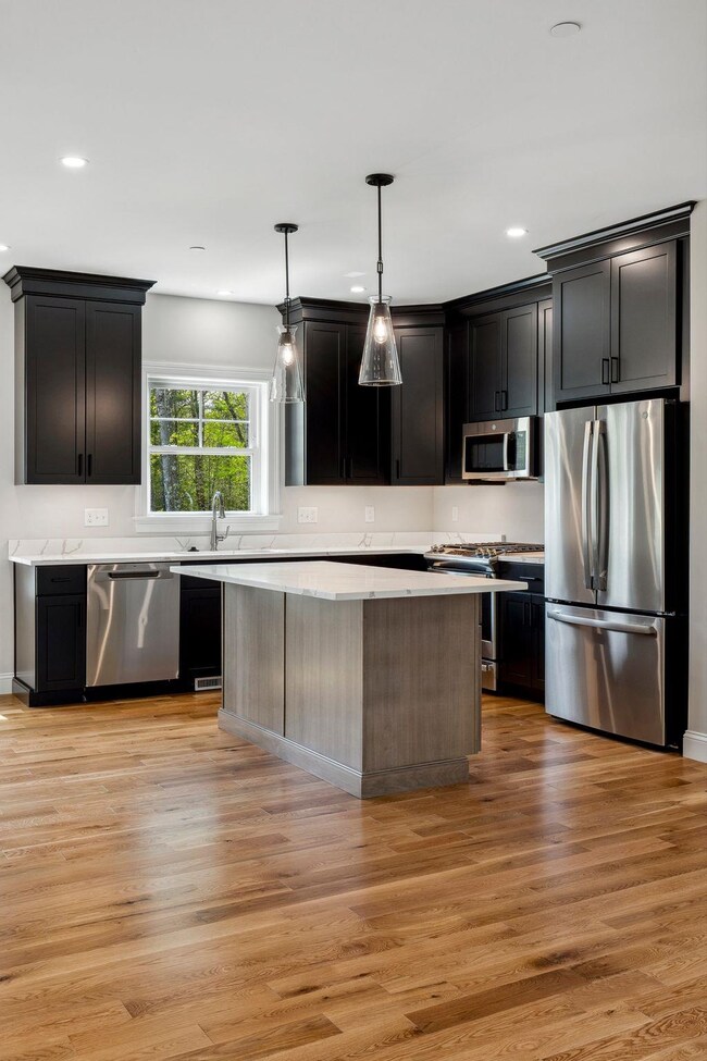 55 Juniper Ln, Portsmouth, NH 03801 - photo 6